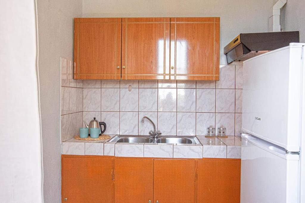 Blue Maraci 2 - Sea View, Kitchen, Beach Access Apartman Himara Kültér fotó