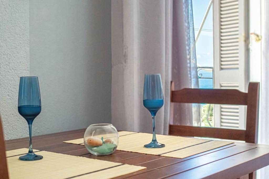 Blue Maraci 2 - Sea View, Kitchen, Beach Access Apartman Himara Kültér fotó